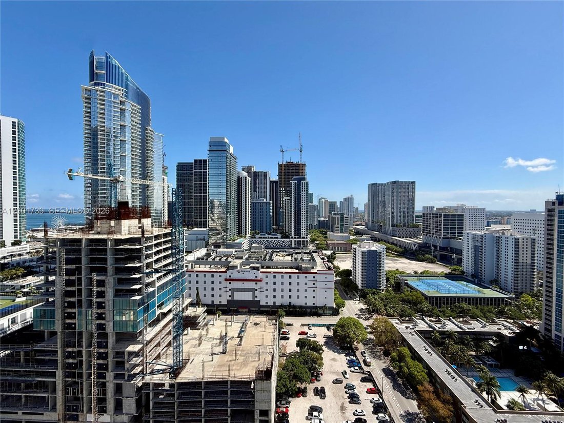 Condo in Miami, Florida, United States 2 - 17710418