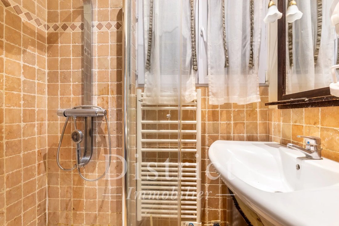 Apartment in Île Saint Louis, Paris 4e Arrondissement, Paris 5 - 17851535