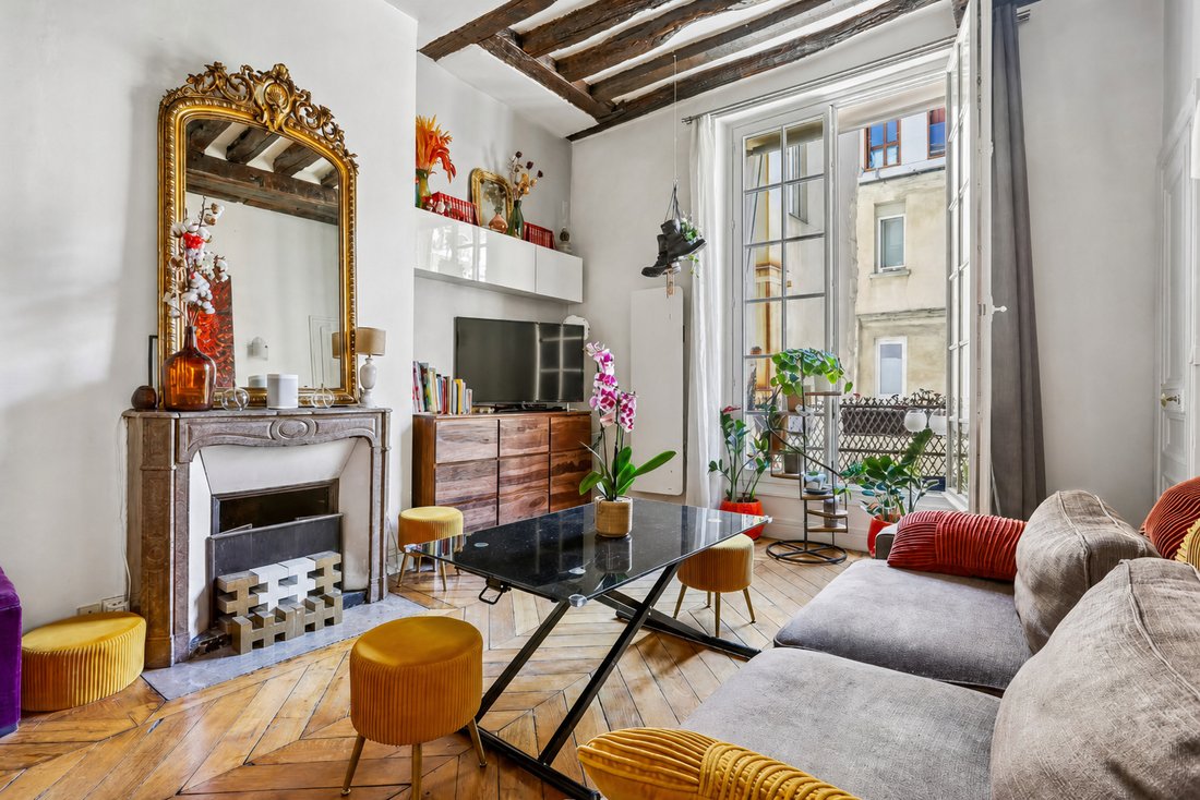 Apartment in Saint Gervais, Paris 4e Arrondissement, Paris 1 - 17852871