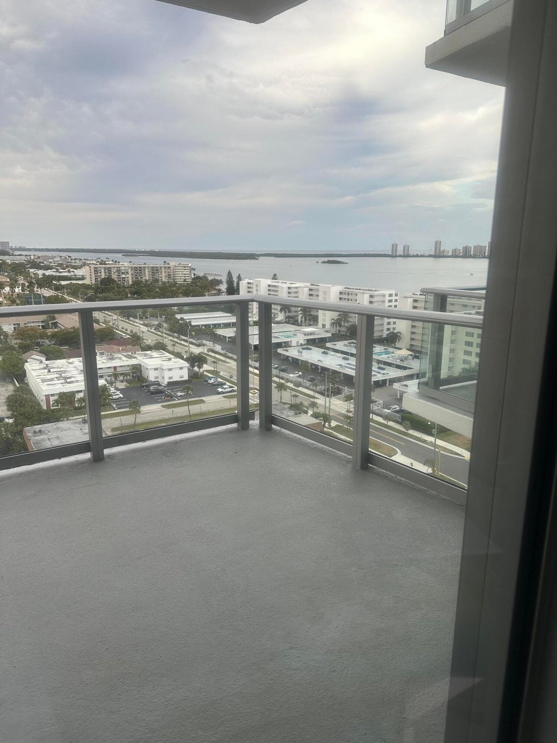 Condo in Lake Park, Florida, United States 3 - 17852163