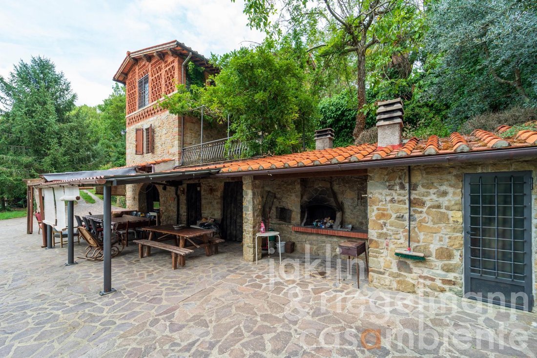 House in Borgo a Cascia, Reggello, Tuscany 3 - 17851566