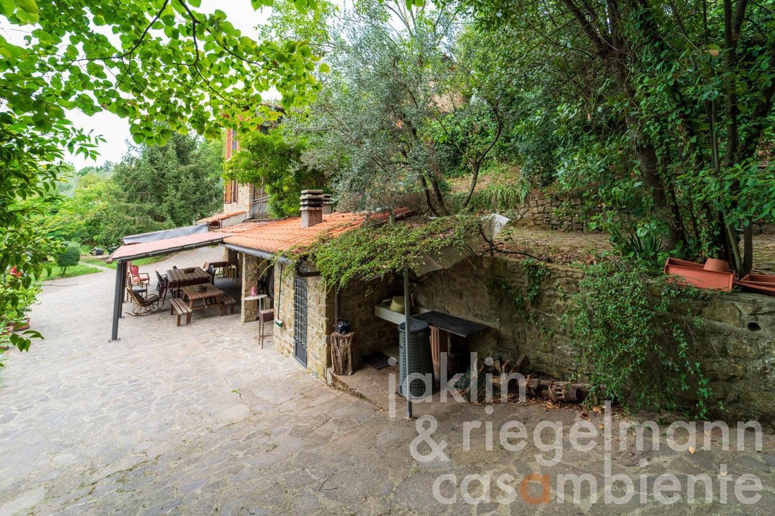 House in Borgo a Cascia, Reggello, Tuscany 4 - 17851566