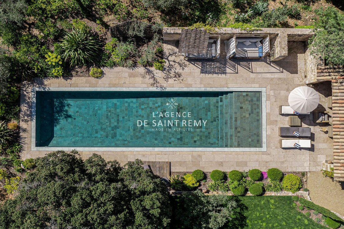 Villa in Eygalières, Provence-Alpes-Côte d'Azur, France 4 - 17852449