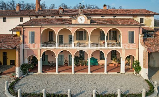 Country House in Capriano del Colle, Lombardy, Italy 1