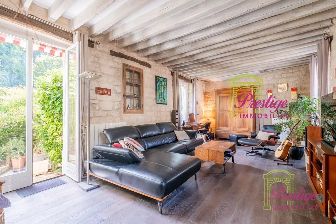 Townhouse in Forêt, Saint-Germain-en-Laye, France 2 - 17855753