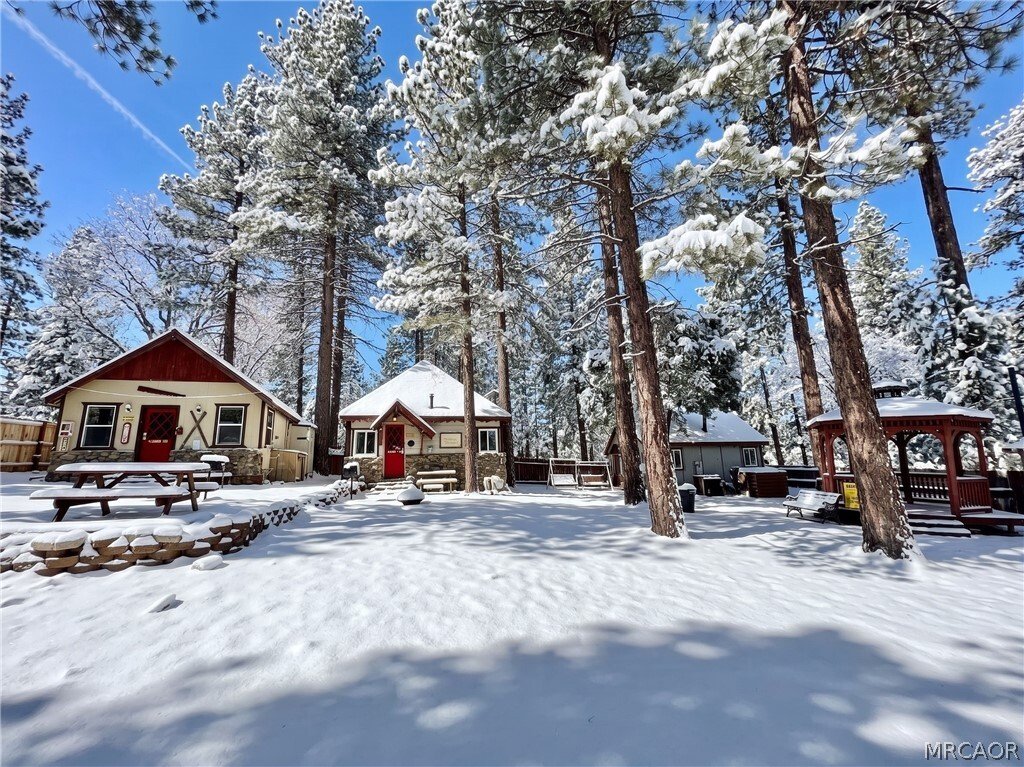 Big Bear Lake, California, United States 4 - 17854470
