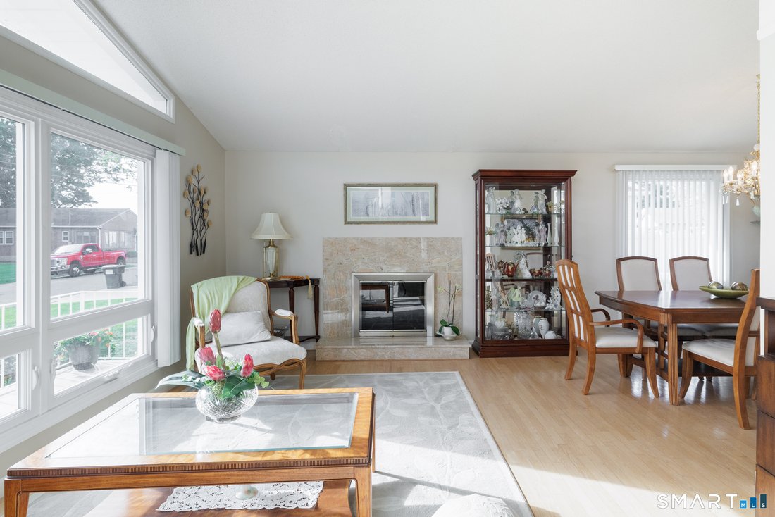 House in Old Saybrook, Connecticut, United States 5 - 17851587