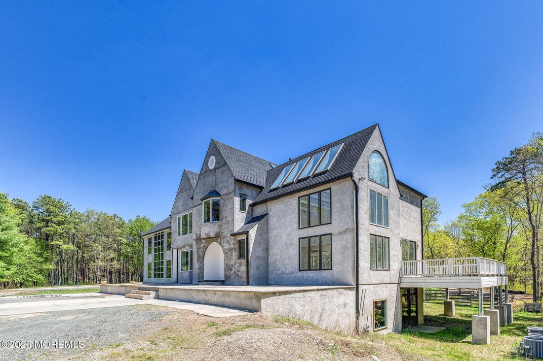 House in Freehold Township, New Jersey, United States 2 - 17852066