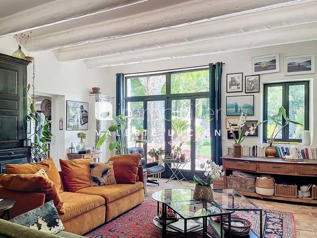 Country House in Saint-Rémy-de-Provence, Provence-Alpes-Côte d'Azur, France 4 - 17853057