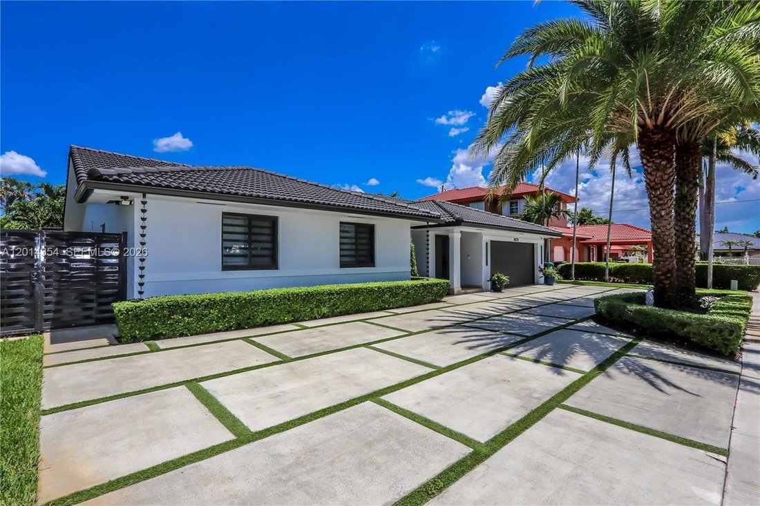 House in Miami, Florida, United States 2 - 17855211