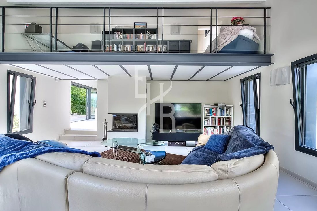 House in Mougins, Provence-Alpes-Côte d'Azur, France 5 - 11942129