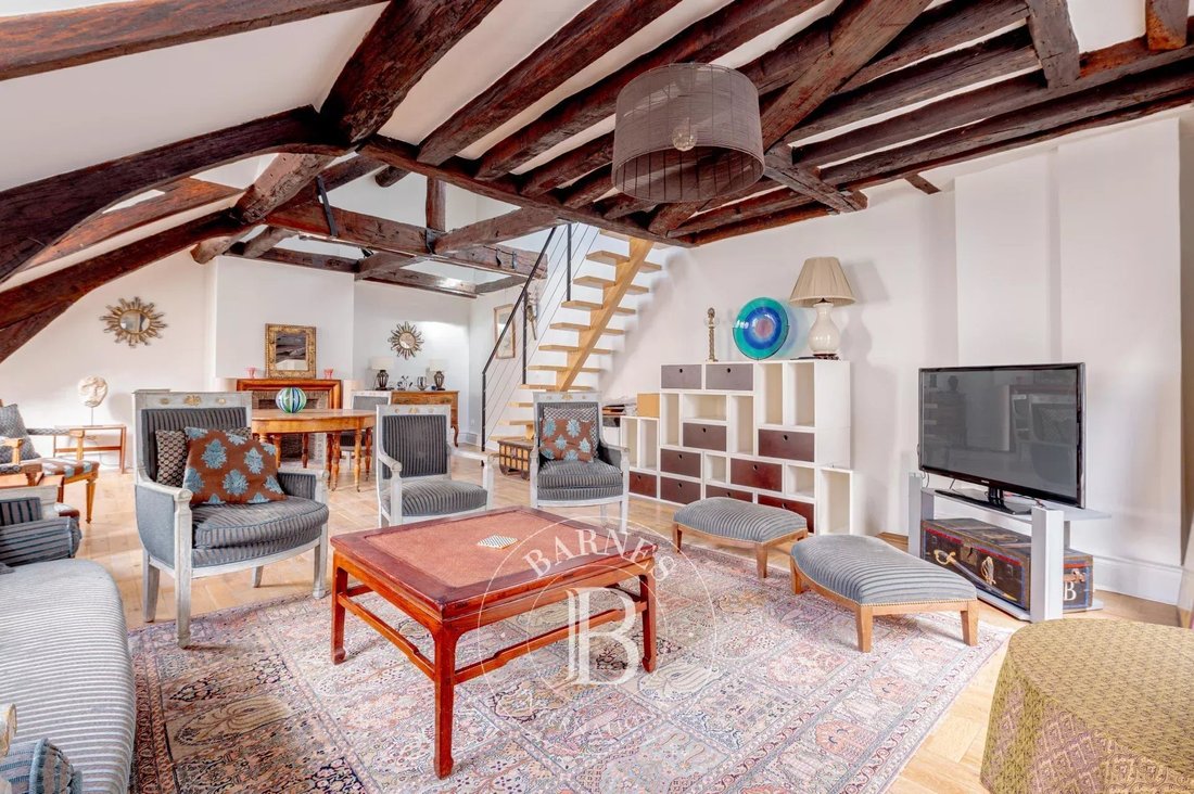 Apartment in Sorbonne, Paris 5e Arrondissement, Paris 1 - 17853116