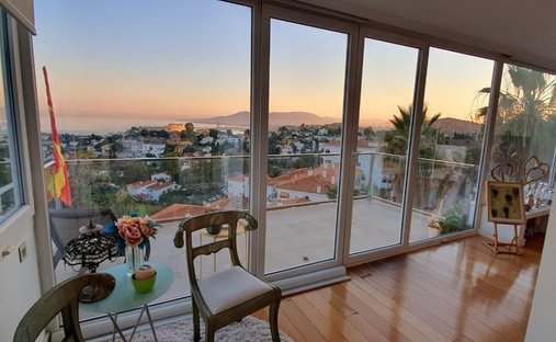 Townhouse in Este, Malaga, Spain 1