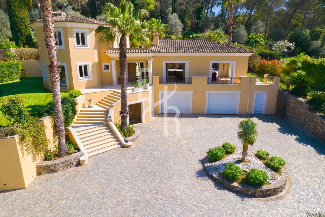 Villa in Mougins, Provence-Alpes-Côte d'Azur, France 2 - 17851784