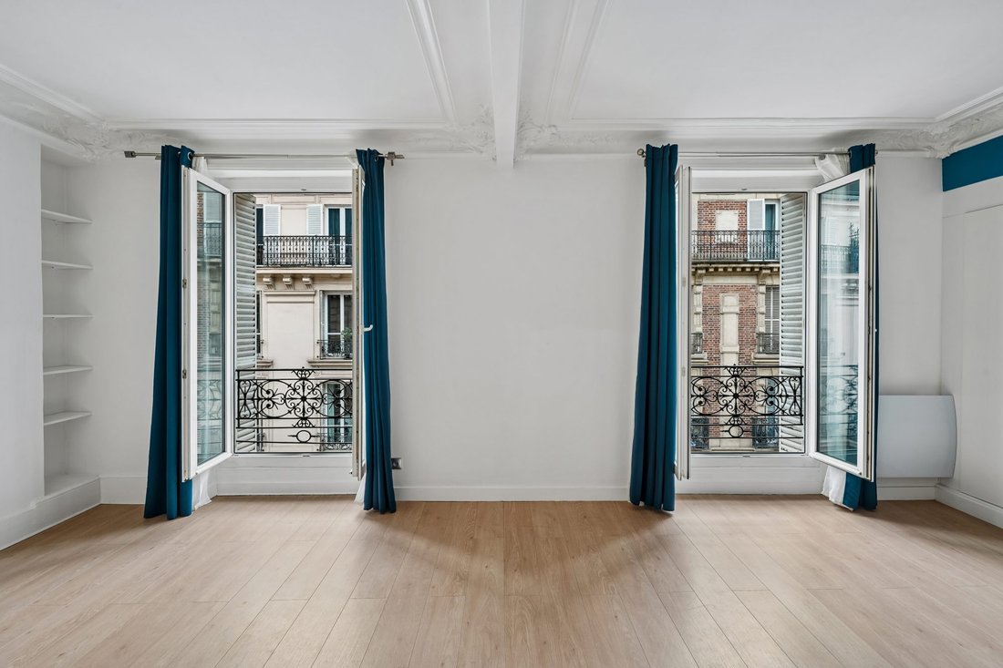 Apartment in Hôtel de Ville-Planchette, Levallois-Perret, France 2 - 13364588