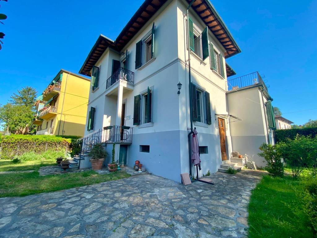 Villa in Historic Center, Lucca, Tuscany 4 - 17851723