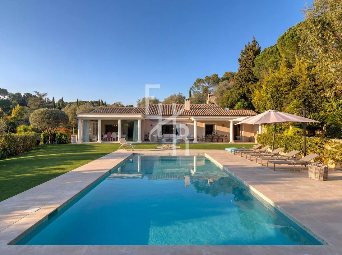 House in Mougins, Provence-Alpes-Côte d'Azur, France 2 - 17851749