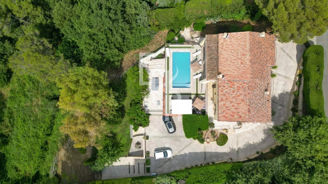 Villa in Les Impiniers-Font de Cine-Vaucontrade, Vallauris, France 5 - 17851426