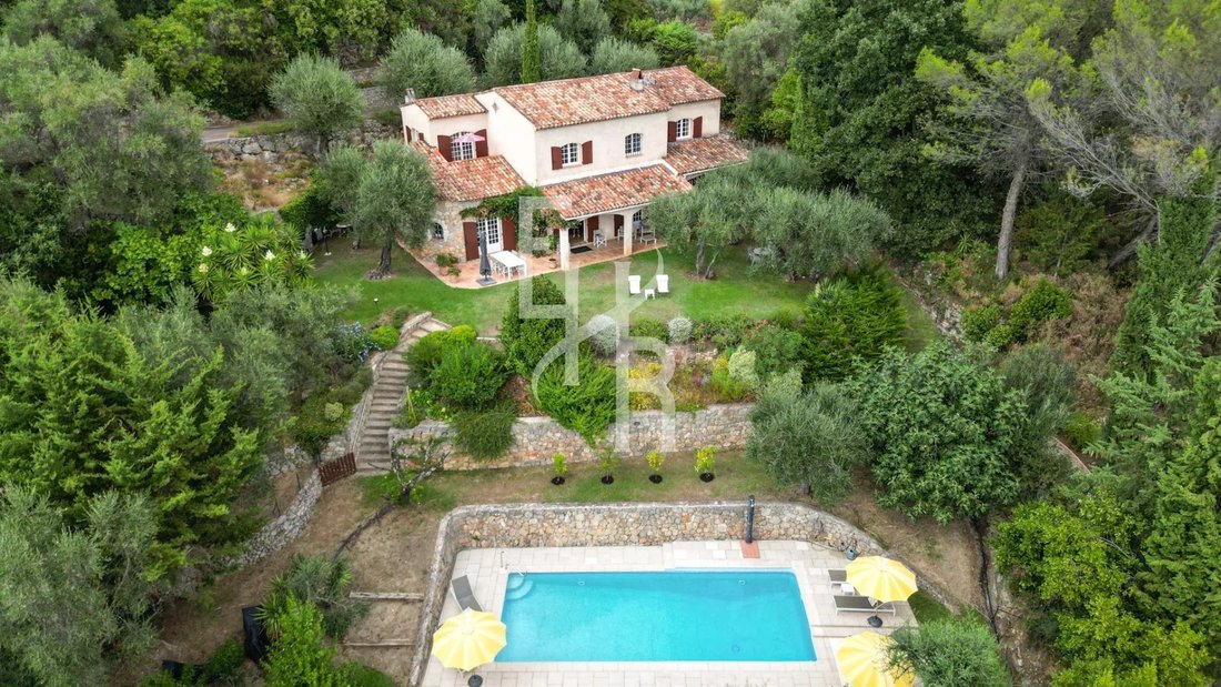 Villa in Spéracèdes, Provence-Alpes-Côte d'Azur, France 2 - 17851765