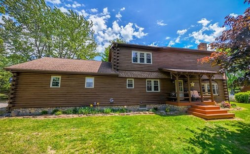 House in Bellaire, Ohio, United States 1