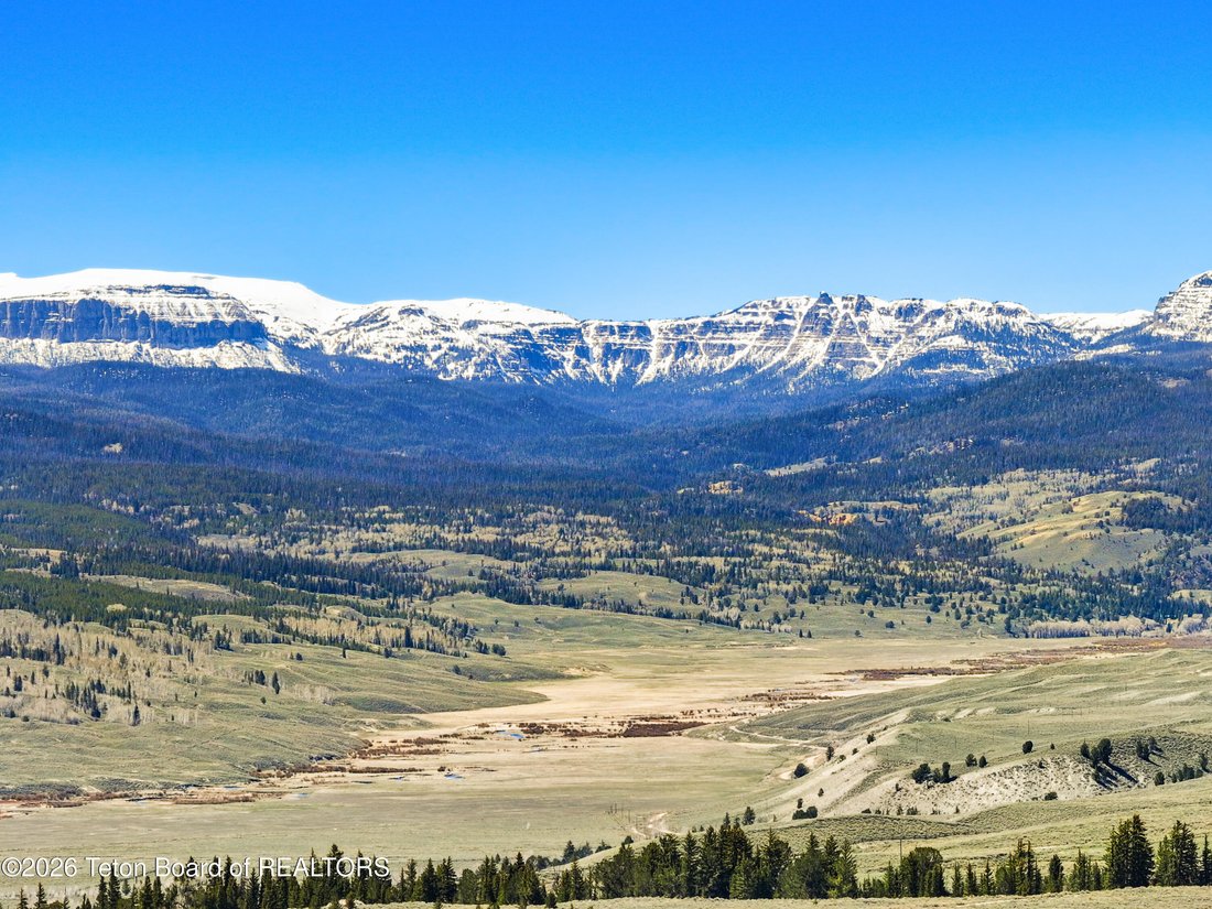Land in Dubois, Wyoming, United States 1 - 17384360