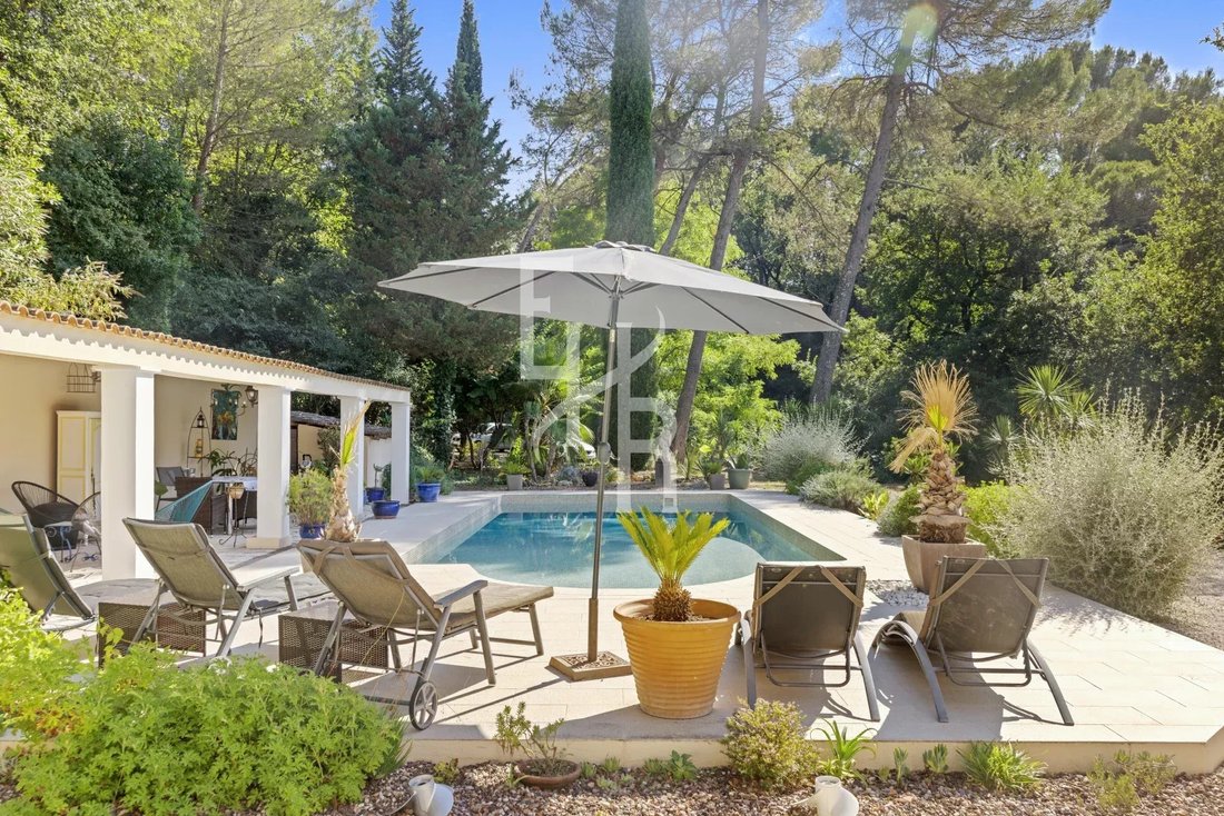 Villa in Mougins, Provence-Alpes-Côte d'Azur, France 3 - 17851662