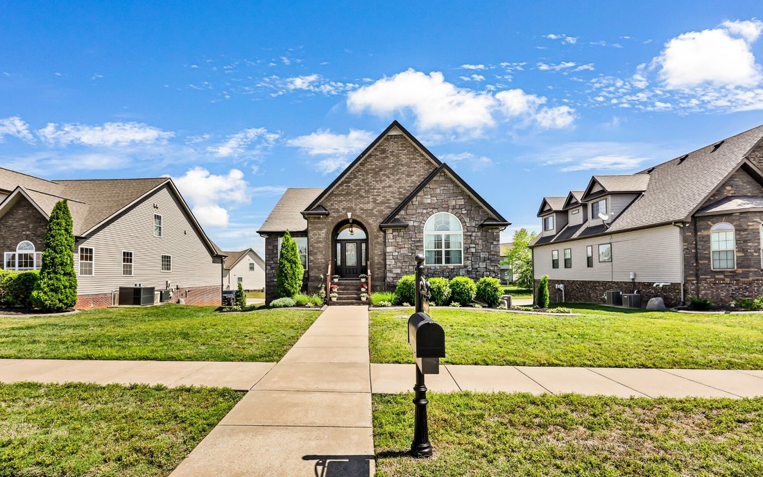 House in Clarksville, Tennessee, United States 4 - 17855702