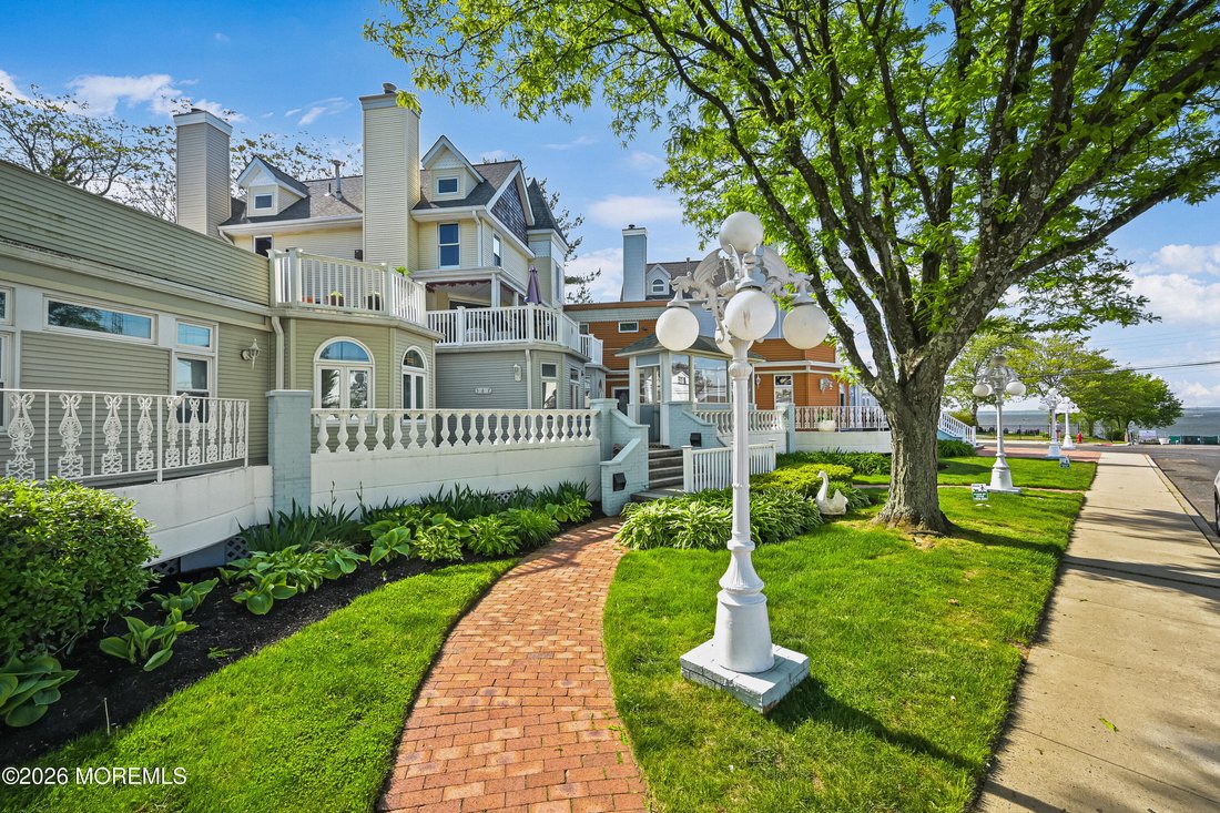 Condo in Union Beach, New Jersey, United States 2 - 17844055