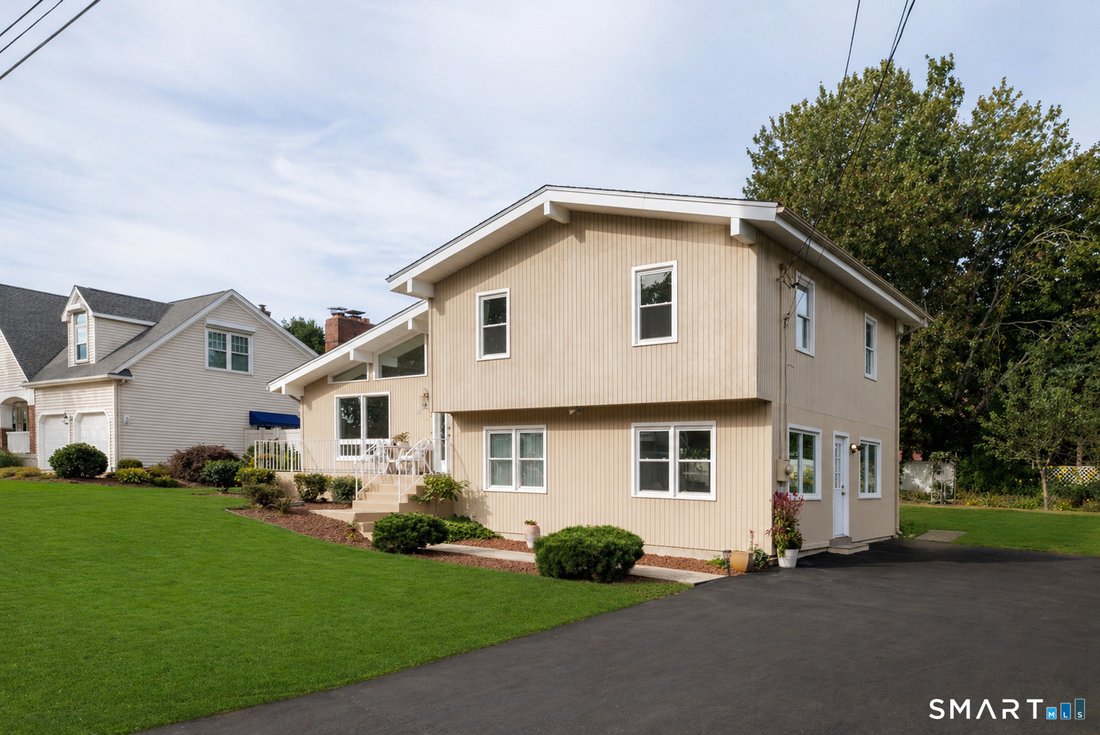 House in Old Saybrook, Connecticut, United States 3 - 17851587