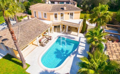 Villa in Mougins, Provence-Alpes-Côte d'Azur, France 1