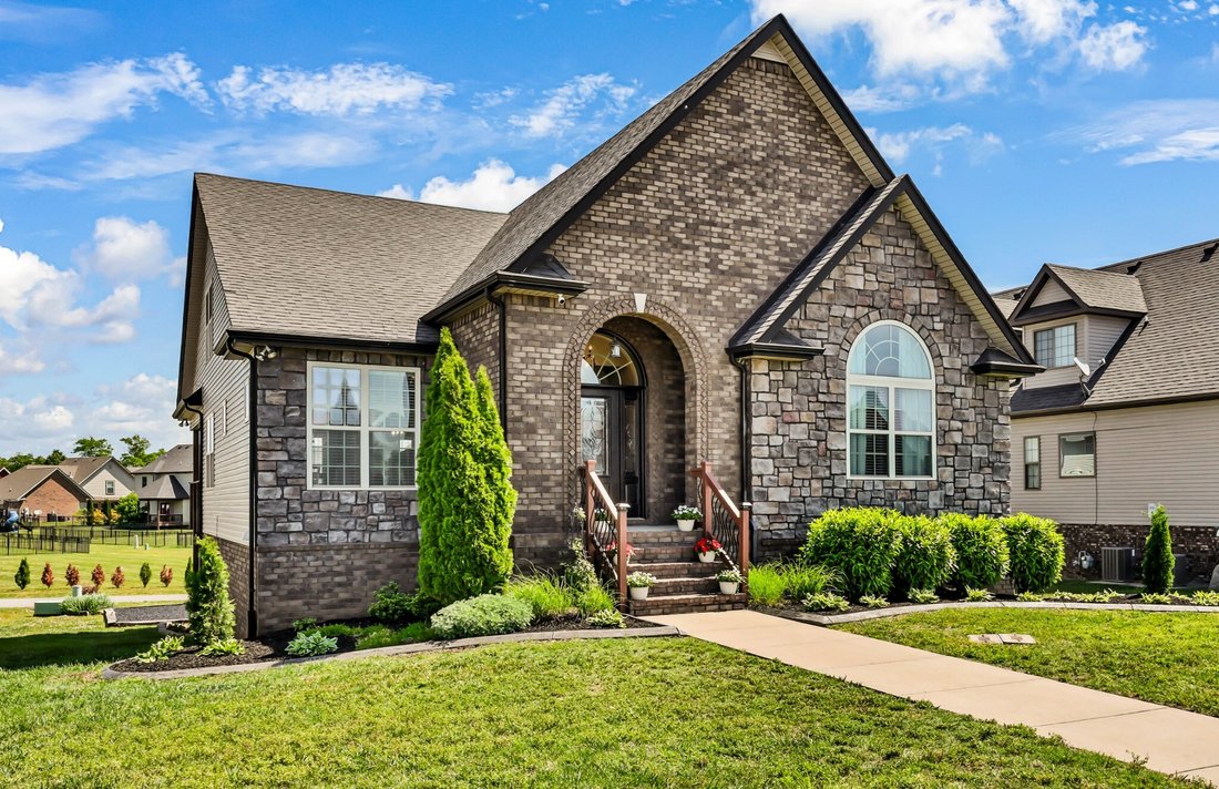 House in Clarksville, Tennessee, United States 1 - 17855702