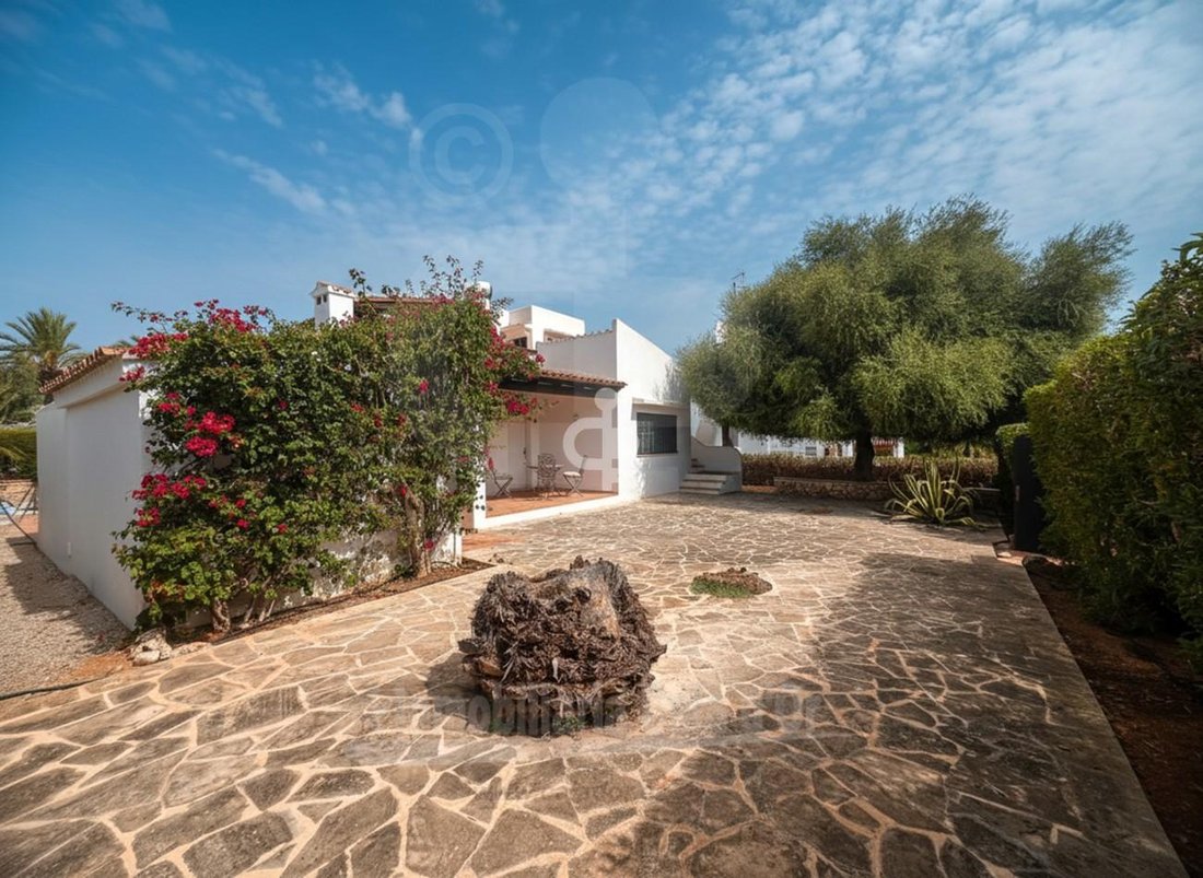 Villa in Cala d'Or, Santanyi, Balearic Islands 2 - 17851505