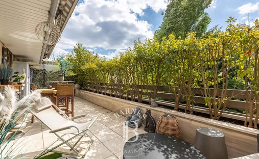 Appartamento a Neuilly-sur-Seine, Île-de-France, Francia 1