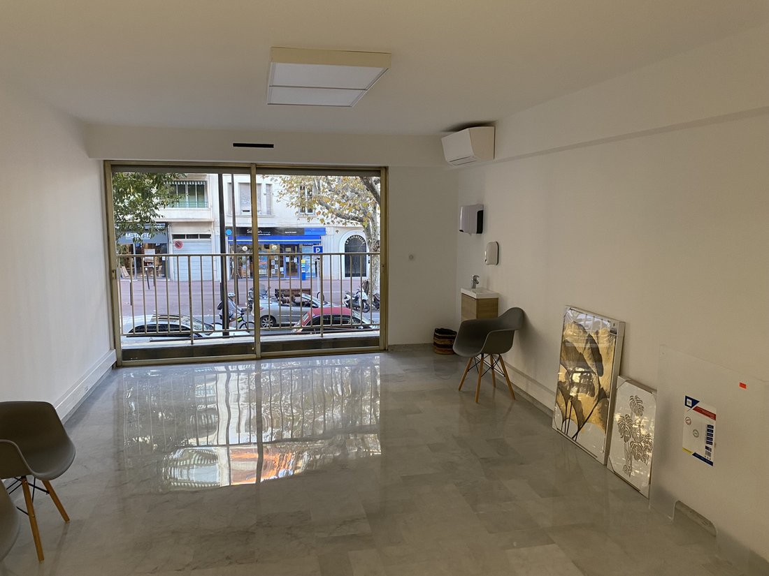 Apartment in Les Cougoulins-Rastines, Antibes, France 1 - 17855645