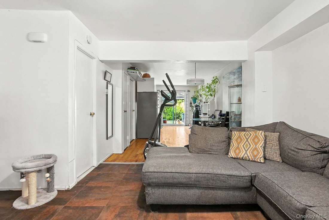 House in New York, New York, United States 4 - 17857669