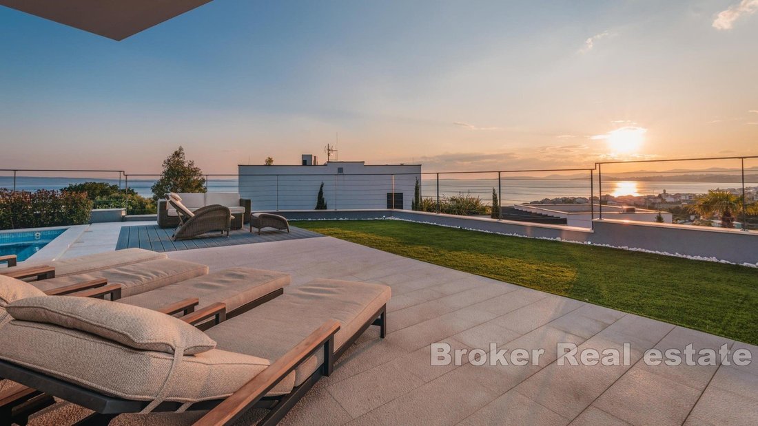 Villa in Split, Split-Dalmatia County, Croatia 1 - 17857976