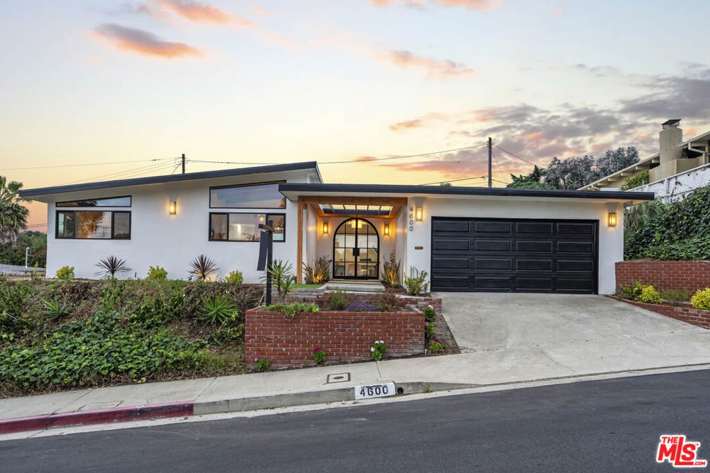 House in Los Angeles, California, United States 1 - 17858198