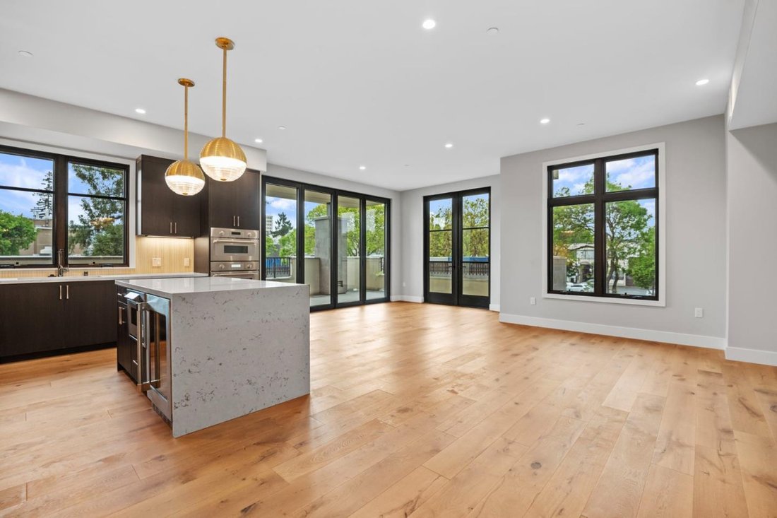 Condo in Mountain View, California, United States 3 - 17858125
