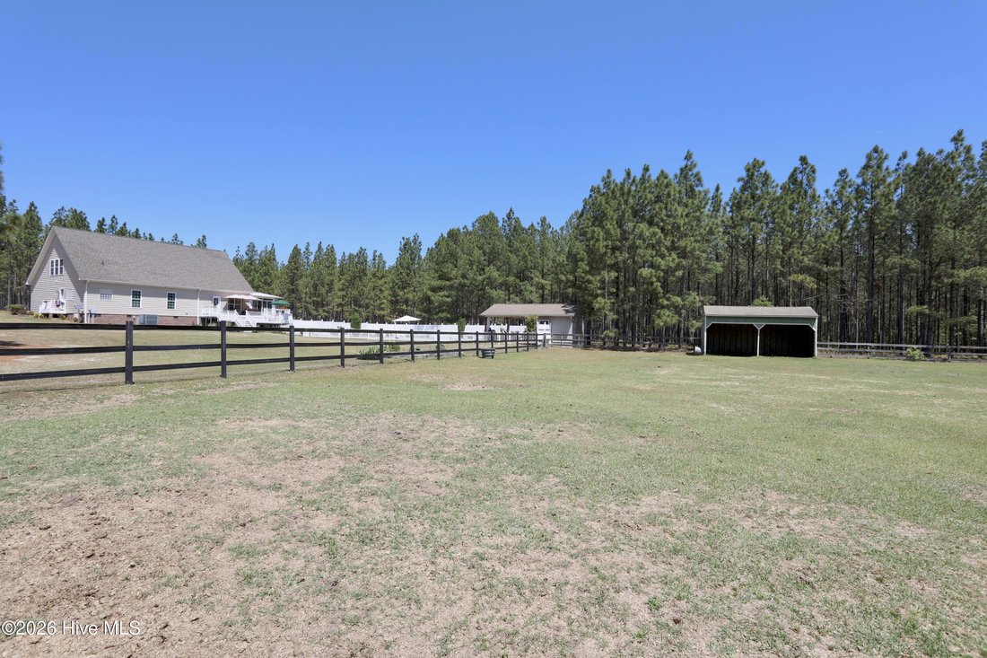 House in Aberdeen, North Carolina, United States 3 - 17857853