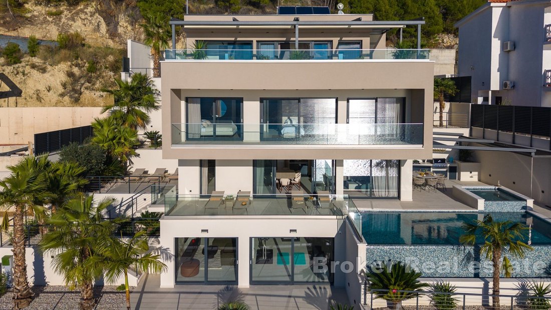 Villa in Omis, Split-Dalmatia County, Croatia 4 - 17858388