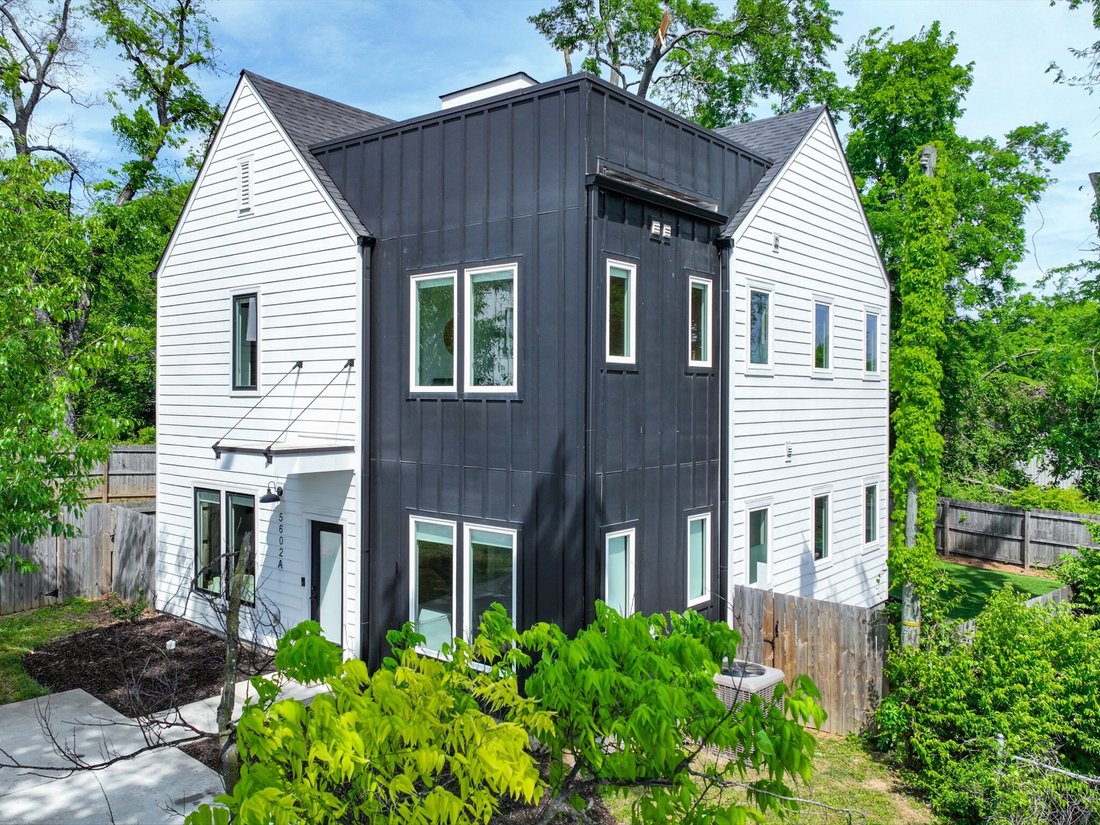 Co Op in Nashville, Tennessee, United States 3 - 17858511