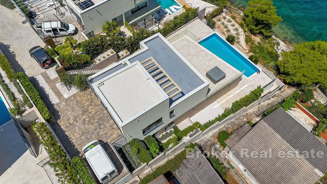 Villa en Okrug Gornji, Split-Dalmacia, Croacia 3 - 17858954