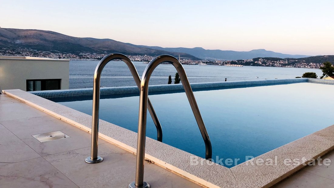 Villa in Okrug Gornji, Gespanschaft Split-Dalmatien, Kroatien 5 - 17858965