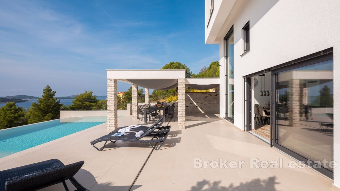 Villa in Gradska cetvrt Varos, Sibenik, Sibenik-Knin County 1 - 17858840