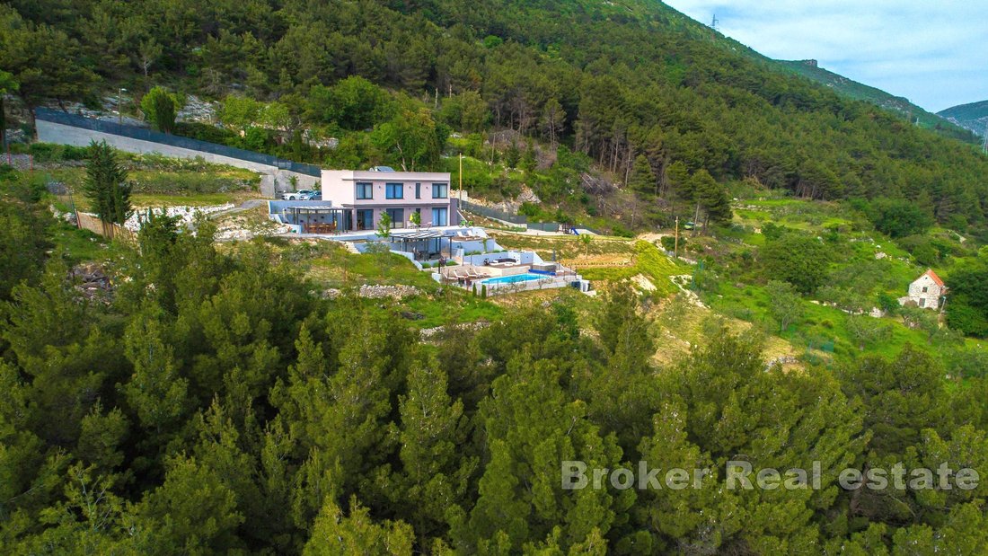 Villa in Kastel Sucurac, Split-Dalmatia County, Croatia 5 - 17858659