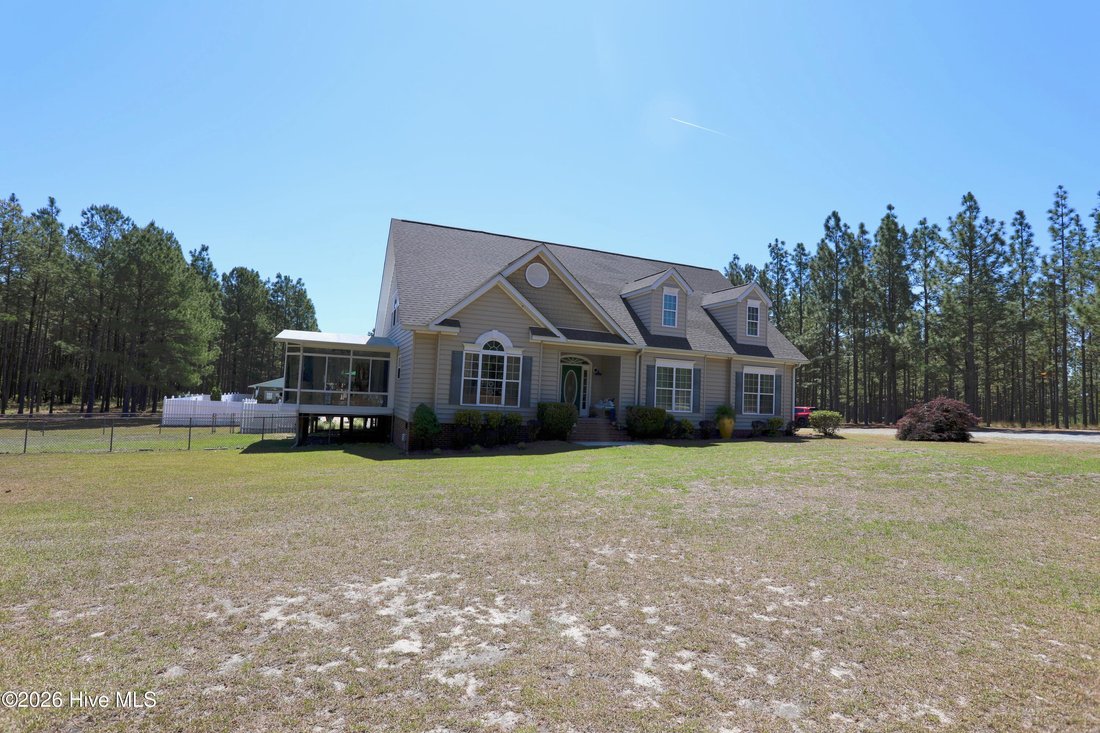 House in Aberdeen, North Carolina, United States 3 - 17857853
