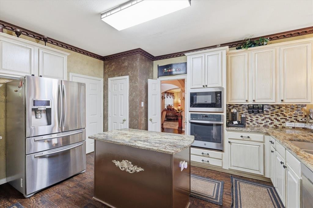 House in Lewisville, Texas, United States 5 - 17858535