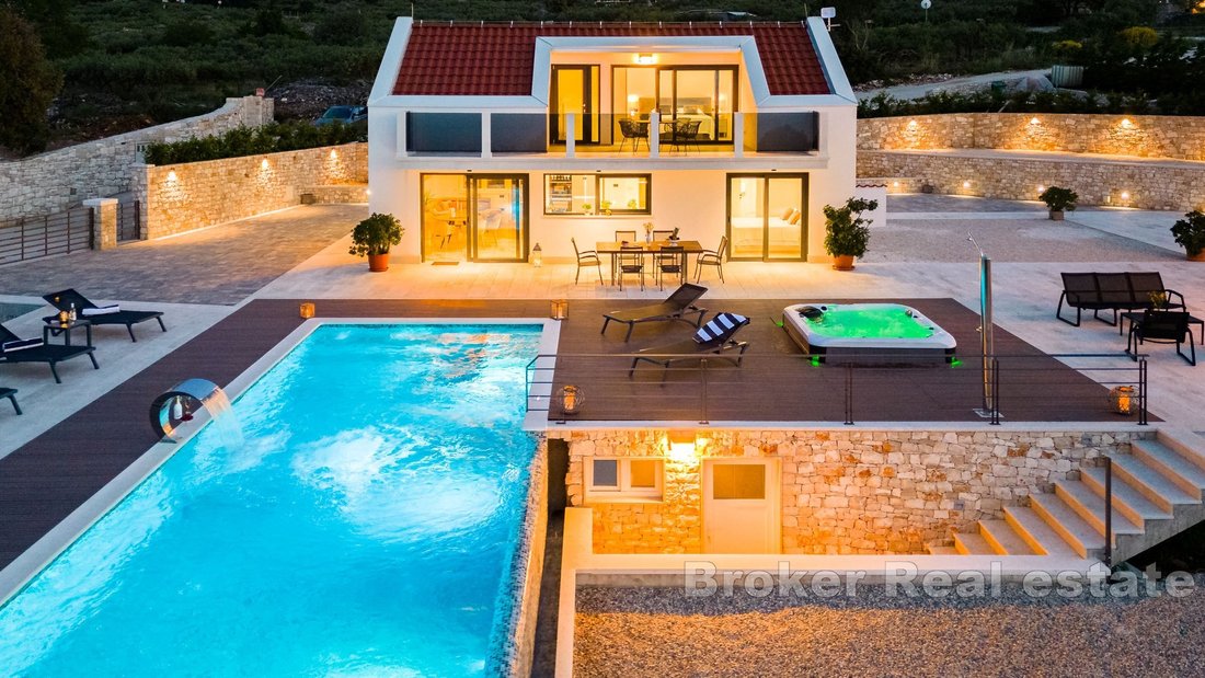 Villa in Supetar, Gespanschaft Split-Dalmatien, Kroatien 1 - 17859059