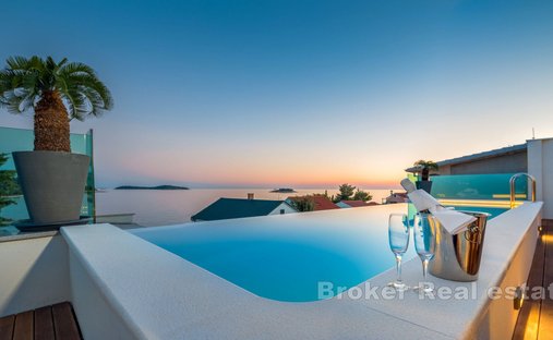 Villa en Rogoznica, Condado de Šibenik-Knin, Croacia 1