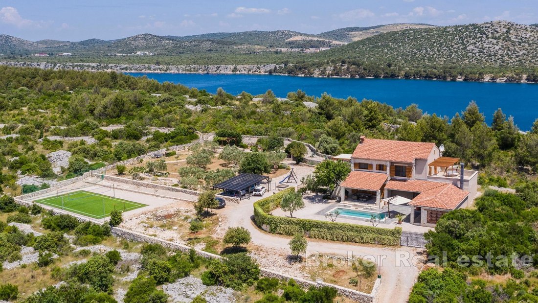 Villa in Gradska cetvrt Baldekin II - Skopinac, Sibenik, Sibenik-Knin County 4 - 17857553